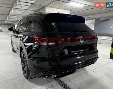 Черный Фольксваген Туарег, объемом двигателя 2.97 л и пробегом 2 тыс. км за 93000 $, фото 9 на Automoto.ua