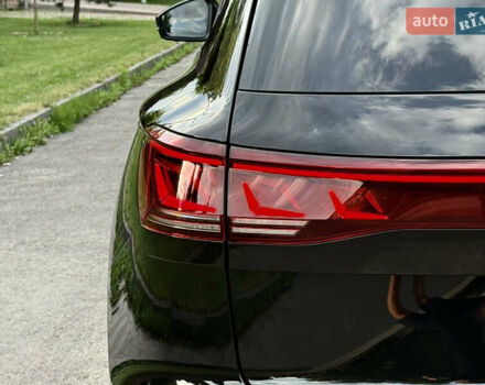 Черный Фольксваген Туарег, объемом двигателя 3 л и пробегом 4 тыс. км за 89950 $, фото 22 на Automoto.ua