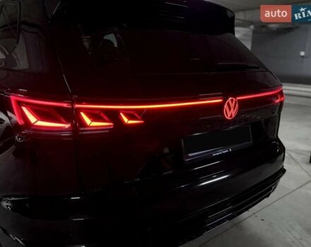 Черный Фольксваген Туарег, объемом двигателя 2.97 л и пробегом 2 тыс. км за 93000 $, фото 10 на Automoto.ua