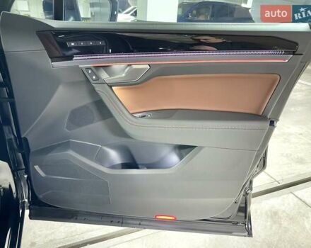 Черный Фольксваген Туарег, объемом двигателя 2.97 л и пробегом 2 тыс. км за 93000 $, фото 39 на Automoto.ua