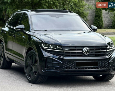 Черный Фольксваген Туарег, объемом двигателя 3 л и пробегом 4 тыс. км за 89950 $, фото 118 на Automoto.ua