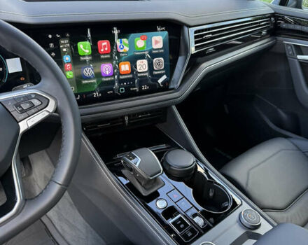 Чорний Фольксваген Туарег, об'ємом двигуна 2.97 л та пробігом 1 тис. км за 75000 $, фото 26 на Automoto.ua