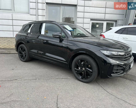 Черный Фольксваген Туарег, объемом двигателя 2.97 л и пробегом 1 тыс. км за 86000 $, фото 2 на Automoto.ua