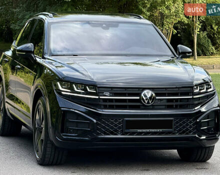Черный Фольксваген Туарег, объемом двигателя 3 л и пробегом 4 тыс. км за 89950 $, фото 31 на Automoto.ua