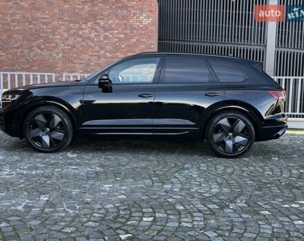 Черный Фольксваген Туарег, объемом двигателя 2.97 л и пробегом 4 тыс. км за 92900 $, фото 20 на Automoto.ua