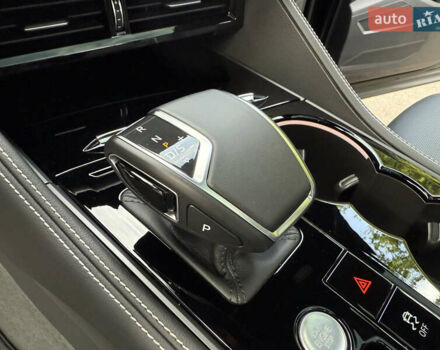 Черный Фольксваген Туарег, объемом двигателя 3 л и пробегом 4 тыс. км за 89950 $, фото 63 на Automoto.ua