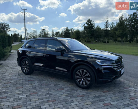 Чорний Фольксваген Туарег, об'ємом двигуна 2.97 л та пробігом 1 тис. км за 75000 $, фото 13 на Automoto.ua