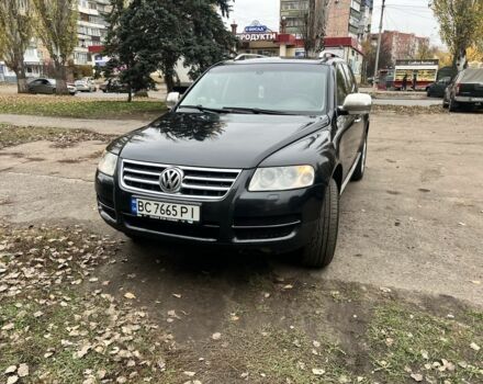 Черный Фольксваген Туарег, объемом двигателя 3.2 л и пробегом 340 тыс. км за 7000 $, фото 1 на Automoto.ua