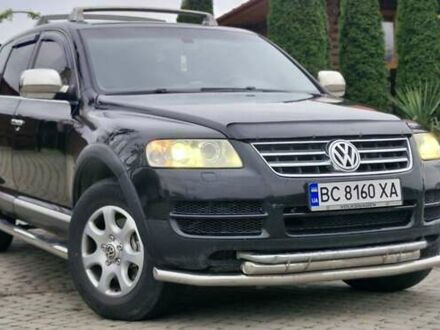 Черный Фольксваген Туарег, объемом двигателя 3.2 л и пробегом 237 тыс. км за 7500 $, фото 1 на Automoto.ua