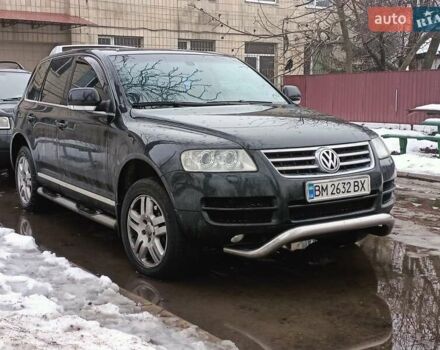Черный Фольксваген Туарег, объемом двигателя 3.2 л и пробегом 297 тыс. км за 8000 $, фото 1 на Automoto.ua