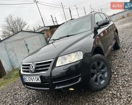 Черный Фольксваген Туарег, объемом двигателя 2.46 л и пробегом 225 тыс. км за 6450 $, фото 1 на Automoto.ua