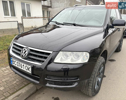 Черный Фольксваген Туарег, объемом двигателя 2.51 л и пробегом 321 тыс. км за 5999 $, фото 1 на Automoto.ua