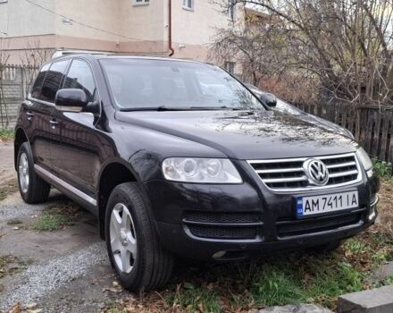Черный Фольксваген Туарег, объемом двигателя 2.5 л и пробегом 268 тыс. км за 9500 $, фото 1 на Automoto.ua