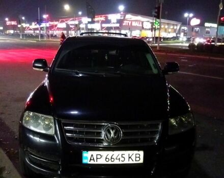 Черный Фольксваген Туарег, объемом двигателя 2.5 л и пробегом 351 тыс. км за 7500 $, фото 1 на Automoto.ua