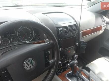Фольксваген Туарег 2005 в Киеве на Automoto.ua Черный Фольксваген Туарег, объемом двигателя 2.46 л и пробегом 275 тыс. км за 7999 $, фото 1 на Automoto.ua