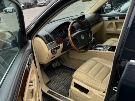 Черный Фольксваген Туарег, объемом двигателя 0 л и пробегом 111 тыс. км за 4000 $, фото 1 на Automoto.ua