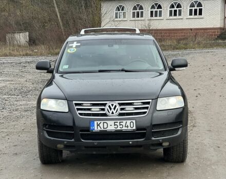 Чорний Фольксваген Туарег, об'ємом двигуна 3 л та пробігом 295 тис. км за 5500 $, фото 1 на Automoto.ua