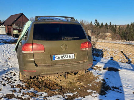 Чорний Фольксваген Туарег, об'ємом двигуна 4.92 л та пробігом 210 тис. км за 2999 $, фото 1 на Automoto.ua