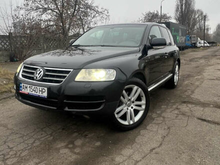 Черный Фольксваген Туарег, объемом двигателя 2.97 л и пробегом 260 тыс. км за 9000 $, фото 1 на Automoto.ua