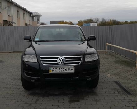 Черный Фольксваген Туарег, объемом двигателя 2.5 л и пробегом 245 тыс. км за 8000 $, фото 1 на Automoto.ua