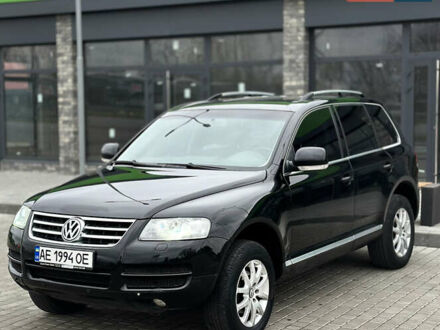 Чорний Фольксваген Туарег, об'ємом двигуна 2.5 л та пробігом 285 тис. км за 7200 $, фото 1 на Automoto.ua