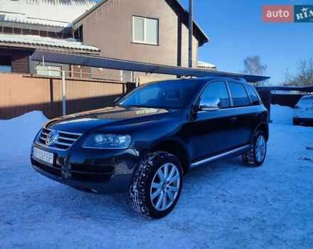 Черный Фольксваген Туарег, объемом двигателя 2.5 л и пробегом 336 тыс. км за 9500 $, фото 1 на Automoto.ua