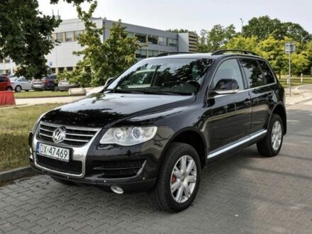 Черный Фольксваген Туарег, объемом двигателя 3 л и пробегом 215 тыс. км за 3333 $, фото 1 на Automoto.ua