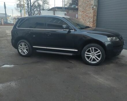 Чорний Фольксваген Туарег, об'ємом двигуна 4.2 л та пробігом 250 тис. км за 5700 $, фото 1 на Automoto.ua