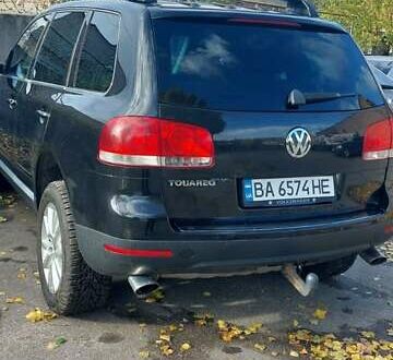 Чорний Фольксваген Туарег, об'ємом двигуна 2.99 л та пробігом 322 тис. км за 10500 $, фото 1 на Automoto.ua