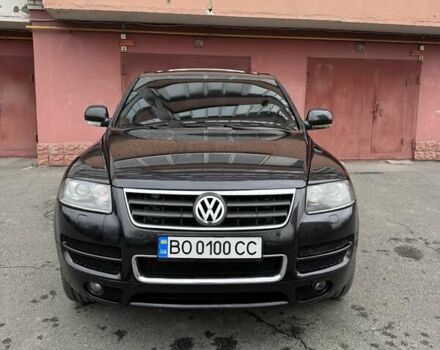 Черный Фольксваген Туарег, объемом двигателя 4.92 л и пробегом 340 тыс. км за 6500 $, фото 1 на Automoto.ua