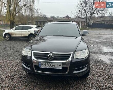 Чорний Фольксваген Туарег, об'ємом двигуна 2.46 л та пробігом 174 тис. км за 11000 $, фото 1 на Automoto.ua