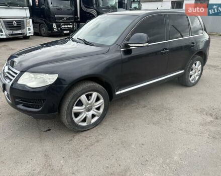 Черный Фольксваген Туарег, объемом двигателя 3 л и пробегом 320 тыс. км за 6300 $, фото 1 на Automoto.ua