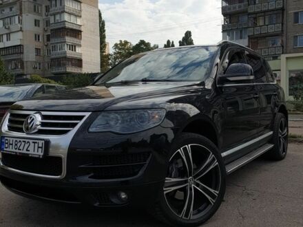 Чорний Фольксваген Туарег, об'ємом двигуна 3 л та пробігом 205 тис. км за 12000 $, фото 1 на Automoto.ua