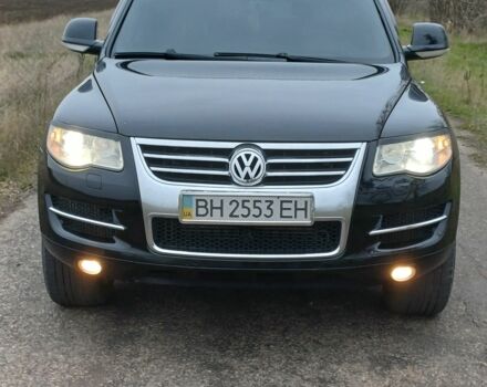 Черный Фольксваген Туарег, объемом двигателя 3 л и пробегом 146 тыс. км за 13000 $, фото 1 на Automoto.ua