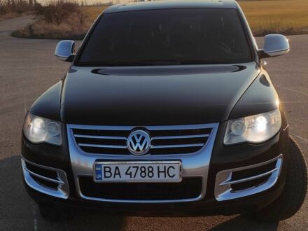 Фольксваген Туарег 2007 в Бобринце на Automoto.ua Черный Фольксваген Туарег, объемом двигателя 3 л и пробегом 290 тыс. км за 12300 $, фото 1 на Automoto.ua