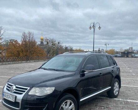 Черный Фольксваген Туарег, объемом двигателя 3 л и пробегом 207 тыс. км за 12000 $, фото 1 на Automoto.ua