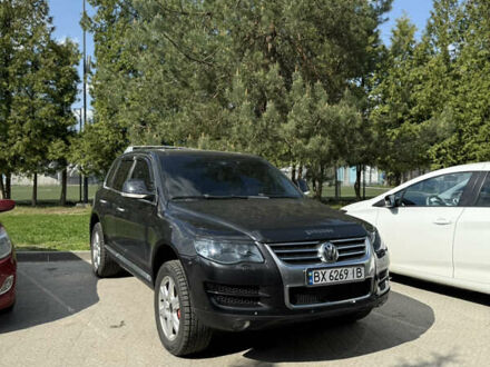 Фольксваген Туарег 2007 у Хмельницькому на Automoto.ua Чорний Фольксваген Туарег, об'ємом двигуна 3 л та пробігом 362 тис. км за 10300 $, фото 1 на Automoto.ua