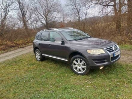 Чорний Фольксваген Туарег, об'ємом двигуна 3 л та пробігом 349 тис. км за 6500 $, фото 1 на Automoto.ua