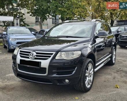 Черный Фольксваген Туарег, объемом двигателя 3.6 л и пробегом 250 тыс. км за 10700 $, фото 1 на Automoto.ua