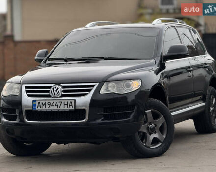 Черный Фольксваген Туарег, объемом двигателя 3 л и пробегом 333 тыс. км за 9950 $, фото 1 на Automoto.ua