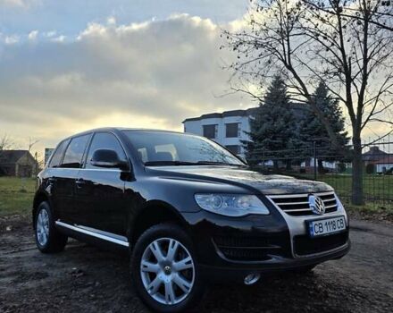 Черный Фольксваген Туарег, объемом двигателя 2.97 л и пробегом 296 тыс. км за 8800 $, фото 1 на Automoto.ua
