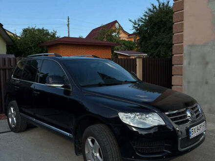 Фольксваген Туарег 2007 у Хмельницькому на Automoto.ua Чорний Фольксваген Туарег, об'ємом двигуна 2.5 л та пробігом 258 тис. км за 10600 $, фото 1 на Automoto.ua