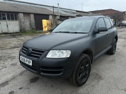 Чорний Фольксваген Туарег, об'ємом двигуна 3 л та пробігом 277 тис. км за 4300 $, фото 1 на Automoto.ua