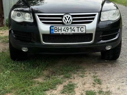 Фольксваген Туарег 2008 у Полтаві на Automoto.ua Чорний Фольксваген Туарег, об'ємом двигуна 3 л та пробігом 265 тис. км за 13000 $, фото 1 на Automoto.ua