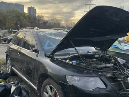 Чорний Фольксваген Туарег, об'ємом двигуна 2.99 л та пробігом 270 тис. км за 7450 $, фото 1 на Automoto.ua