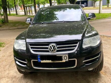 Фольксваген Туарег 2008 у Кременчуге на Automoto.ua Чорний Фольксваген Туарег, об'ємом двигуна 30 л та пробігом 280 тис. км за 11000 $, фото 1 на Automoto.ua
