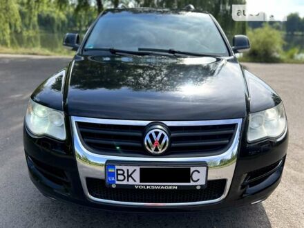 Фольксваген Туарег 2008 у Рівному на Automoto.ua Чорний Фольксваген Туарег, об'ємом двигуна 2.97 л та пробігом 308 тис. км за 13999 $, фото 1 на Automoto.ua