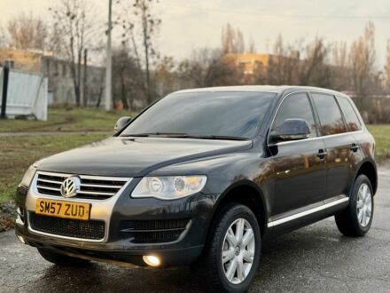 Черный Фольксваген Туарег, объемом двигателя 0 л и пробегом 345 тыс. км за 5300 $, фото 1 на Automoto.ua