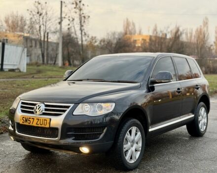 Черный Фольксваген Туарег, объемом двигателя 0 л и пробегом 345 тыс. км за 5300 $, фото 1 на Automoto.ua