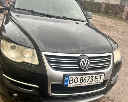 Черный Фольксваген Туарег, объемом двигателя 2.97 л и пробегом 308 тыс. км за 12500 $, фото 1 на Automoto.ua